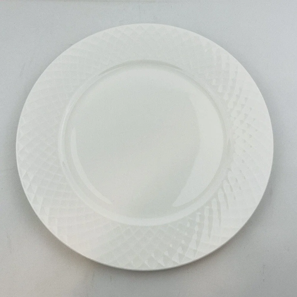 Mikasa Trellis White‎ Dinner Plate 11